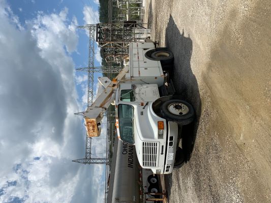1996 International Bucket Truck